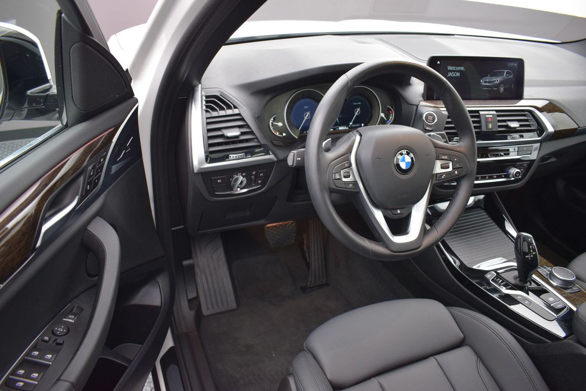 PreOwned 2019 BMW X3 30i xDRIVE AWD SUV w/ HEATED SEATS